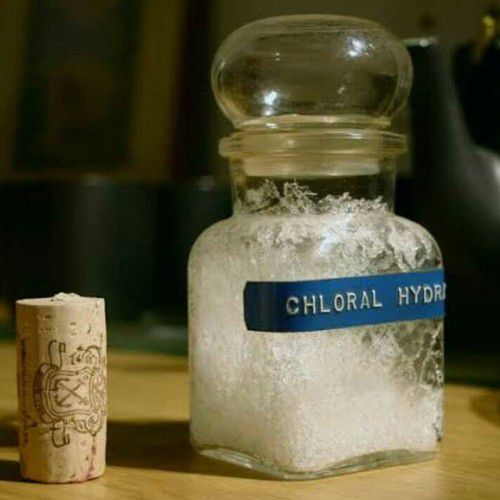 The first synthetic drugs